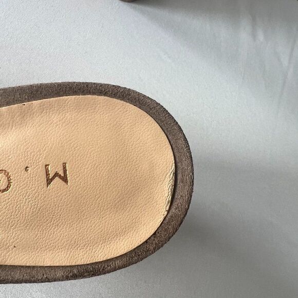 M. Gemi Suede Velcro Strap Peep Toe Block Heels Size 40.5 - Picture 8 of 8